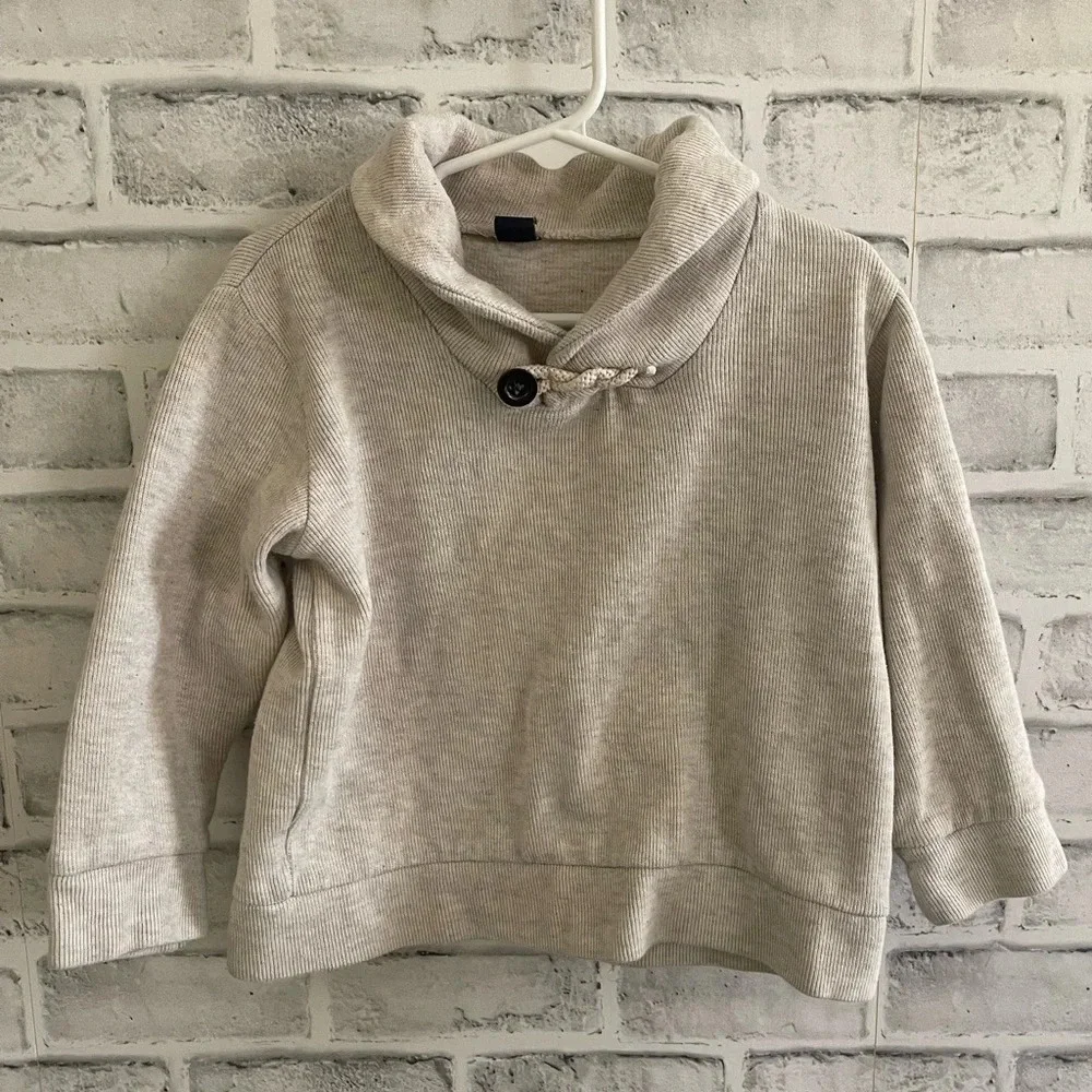 Boy’s GAP cream mock neck sweater size 3